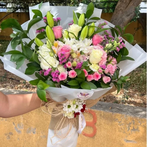 Lilyum (Zambak) Pembe Gül Buketi